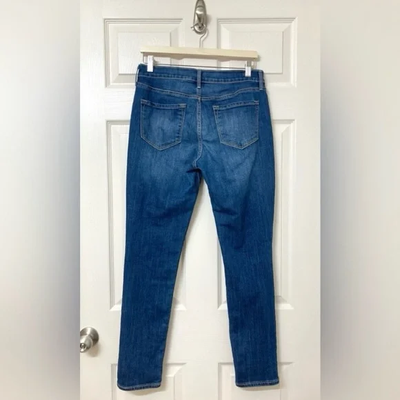 Old Navy Women’s Curvy Mid Rise Skinny Jeans Size 6 Short Casual Preppy Denim - Picture 5 of 16